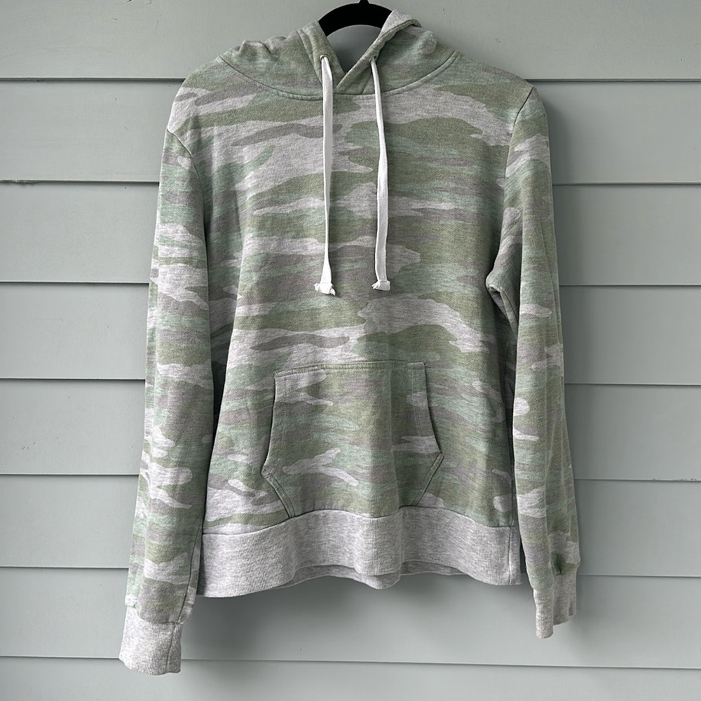 ☀️BOGO Item Reflex Muted Camo Hooded Sweatshirt with Kangaroo Pocket☀️